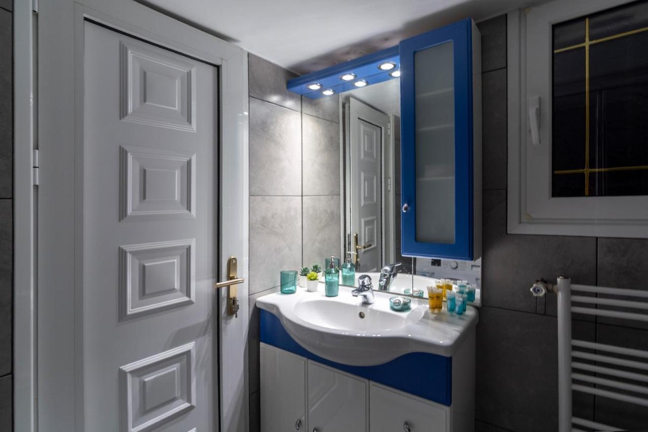 Modern 2Bd Apt In Athens , 3-Min Metro Ngoại thất bức ảnh