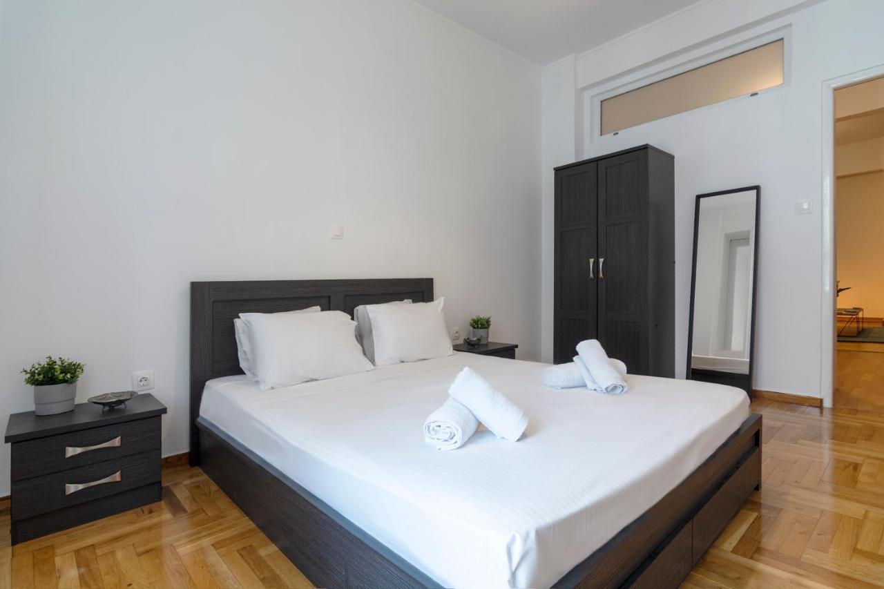 Modern 2Bd Apt In Athens , 3-Min Metro Ngoại thất bức ảnh